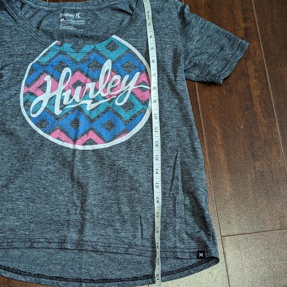 2/30$ 🔮 Hurley Tee Small - Picture 7 of 7